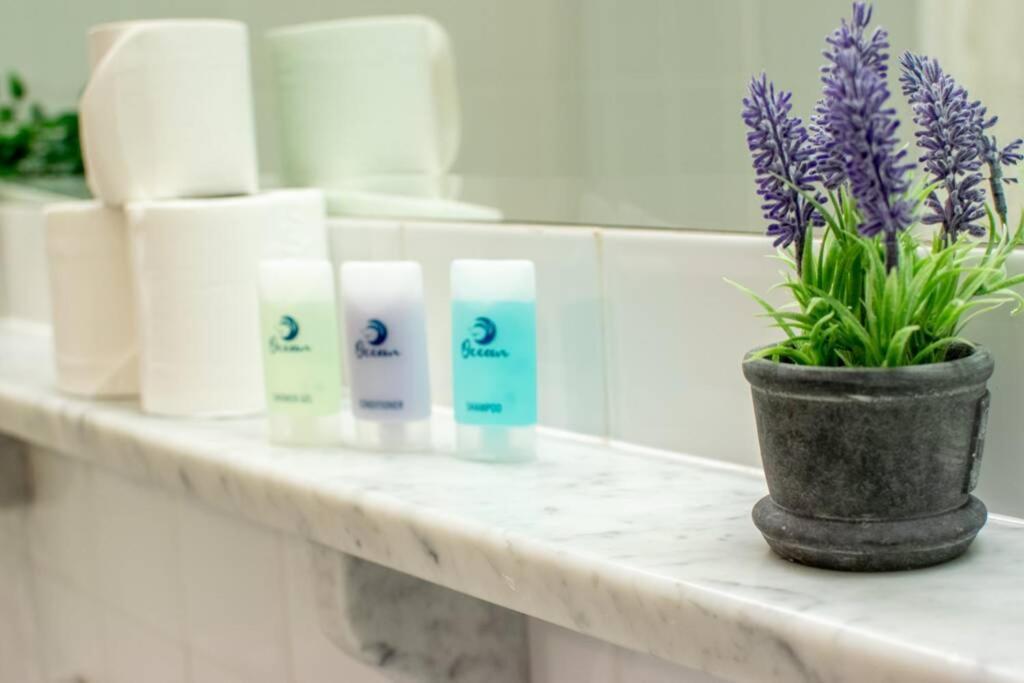 310 - The Carrowbeg At The Harbour Mills By Shortstays Westport Eksteriør bilde