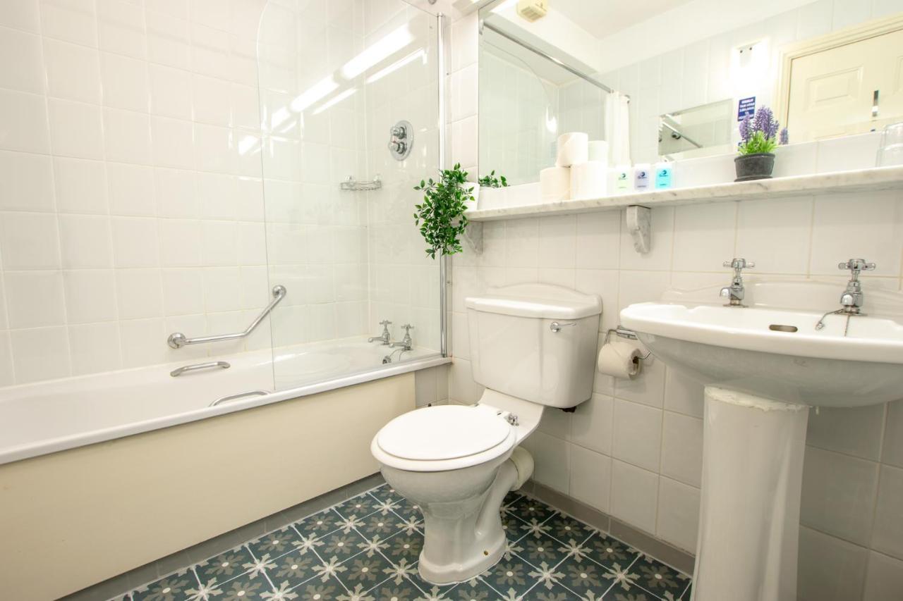 310 - The Carrowbeg At The Harbour Mills By Shortstays Westport Eksteriør bilde